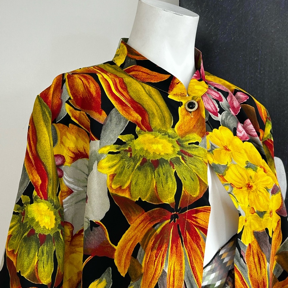 Floral Short-Sleeve Tunic - Big Floral
